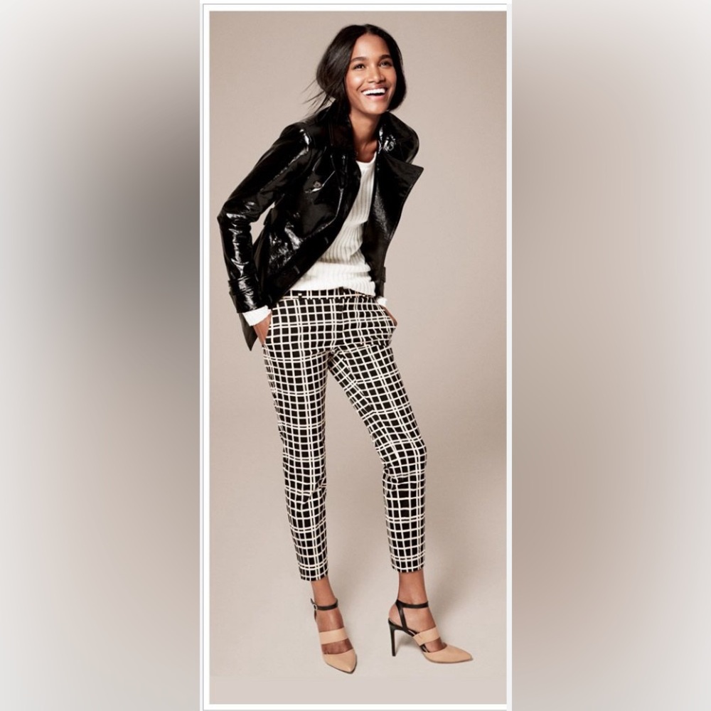 Banana Republic Hampton-Fit Checkered Crop Pant Size 8s Black/Cream